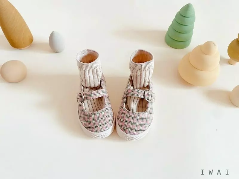 IWAI - Korean Children Fashion - #fashionkids - IW942 Love Check Flats - 5