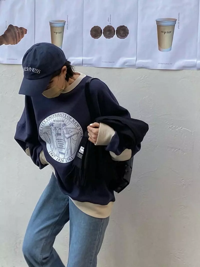 Icon - Korean Women Fashion - #momslook - De-Bong Sweatshirt - 3