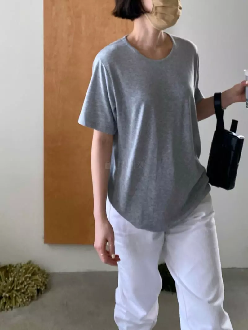 Icon - Korean Women Fashion - #vintagekidsstyle - Sophia U-neck Tee - 2