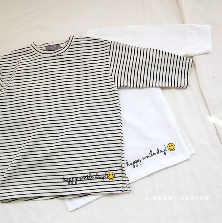 J-Room - Korean Children Fashion - #stylishchildhood - Embroidery Slit Long Tee Ivory - 2