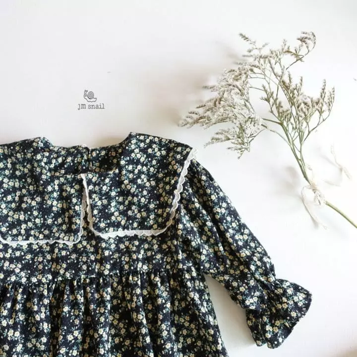 JM Snail - Korean Children Fashion - #designkidswear - Merry Small Flower Collar One-piece - 7