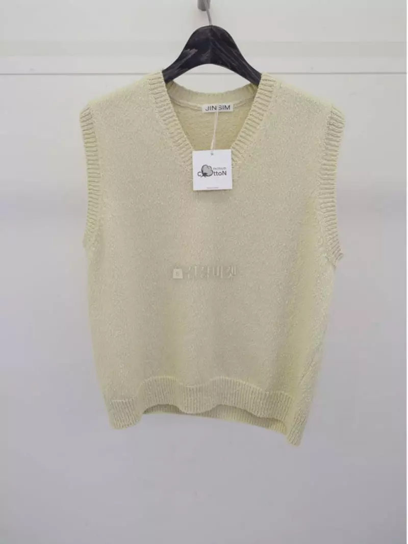 Jinsim - Korean Women Fashion - #momslook - Flui Knit Vest - 2