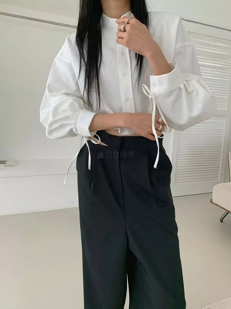 Jkichi - Korean Women Fashion - #womensfashion - Lobba Crop Shirt