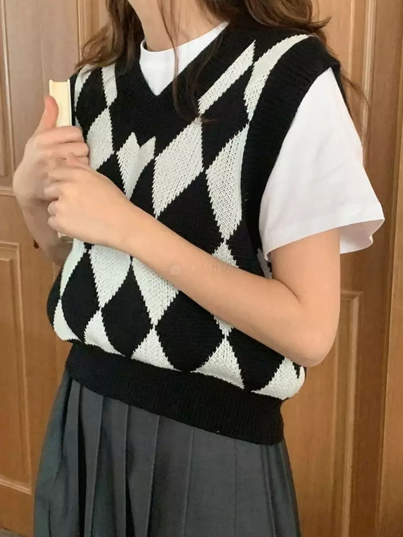 Jkichi - Korean Women Fashion - #momslook - Dia Knit Vest - 4