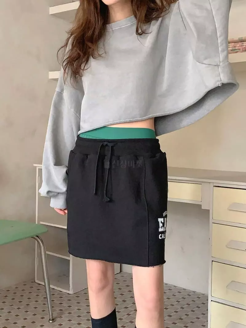 Jkichi - Korean Women Fashion - #womensfashion - Crop Pig Sweatshirt - 3