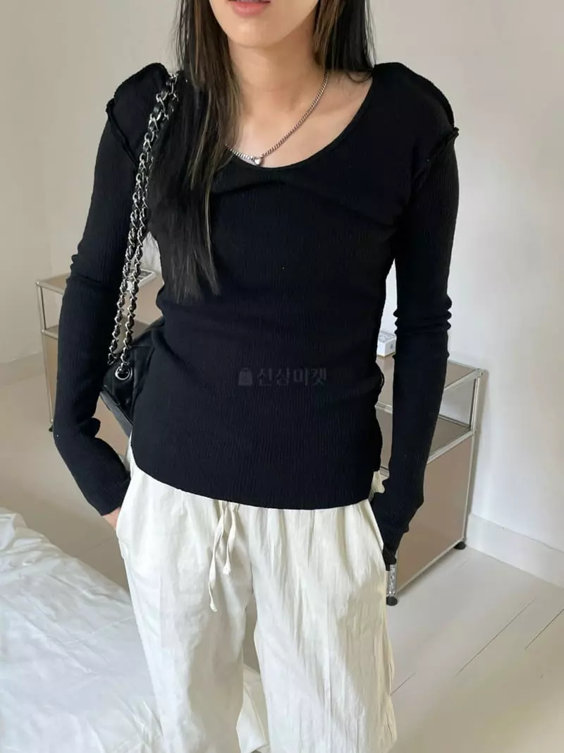 Kare - Korean Women Fashion - #momslook - V-neck Rib Tee - 3