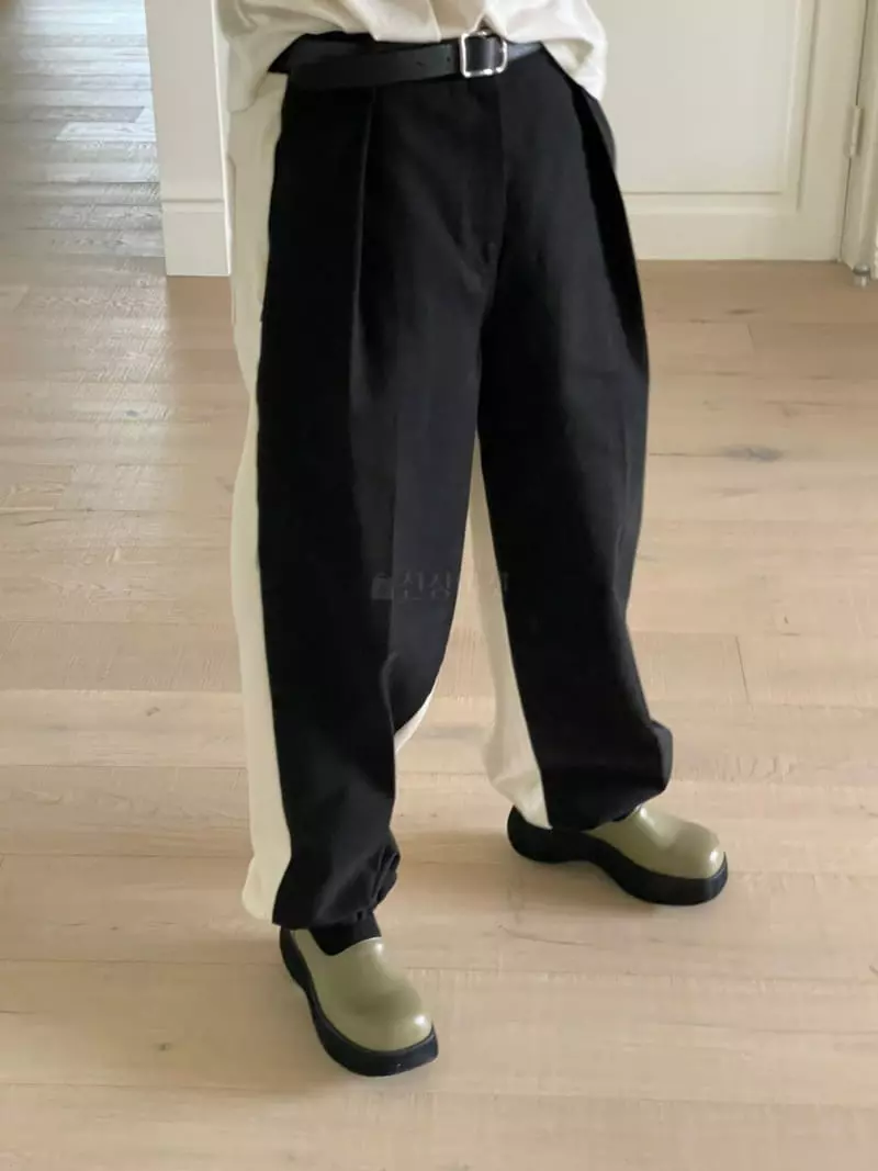 Kare - Korean Women Fashion - #restrostyle - Reverse Pants - 2