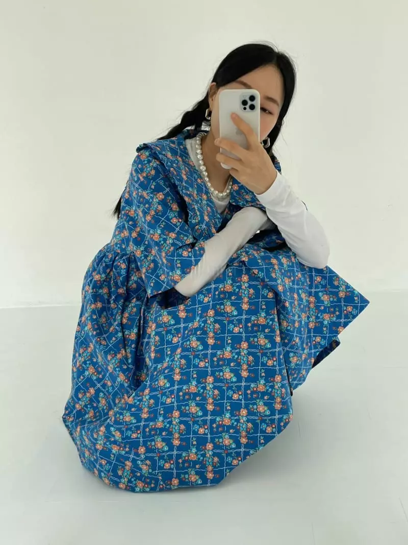 Kare - Korean Women Fashion - #vintagekidsstyle - Big Collar One-piece - 3