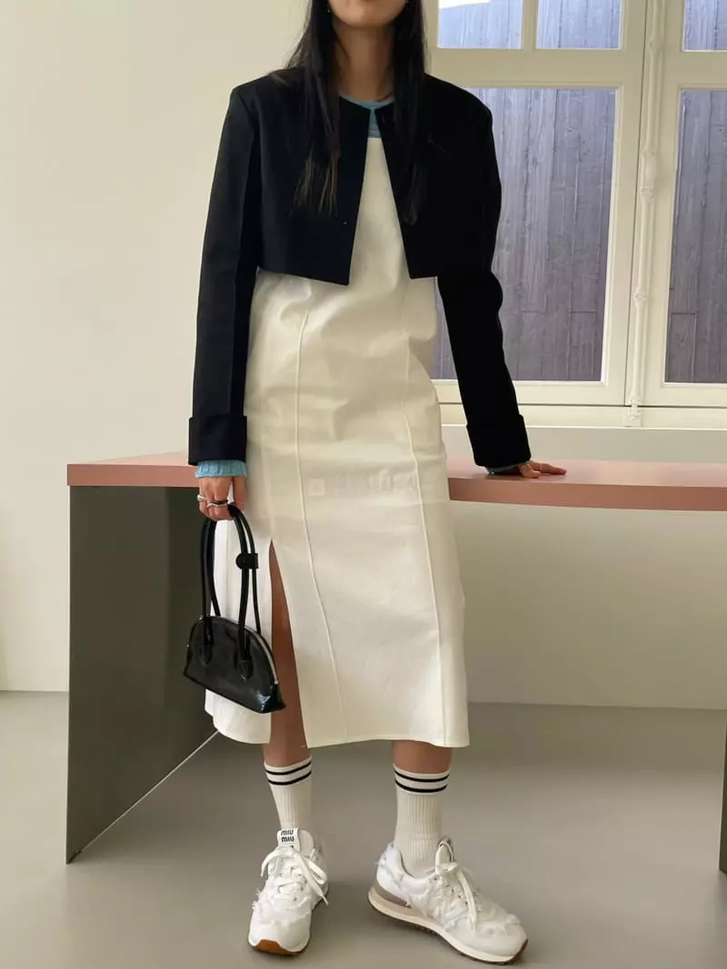 Kare - Korean Women Fashion - #womensfashion - Crop Jacket - 2