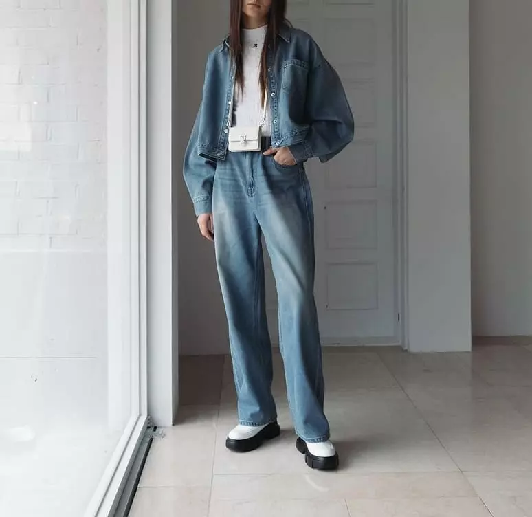 Lartrow - Korean Women Fashion - #pursuepretty - Urban Crop Shirt