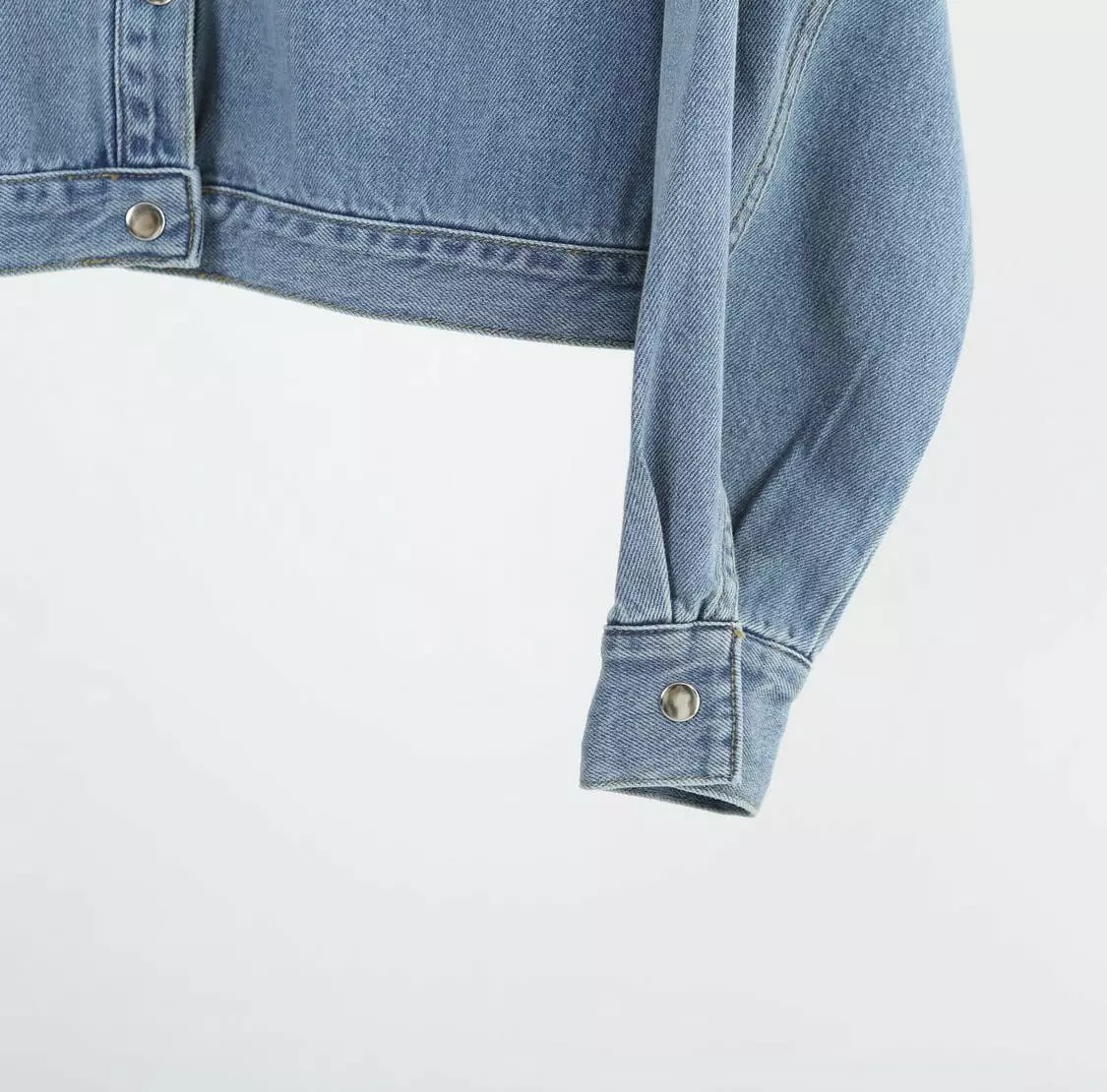 Lartrow - Korean Women Fashion - #romanticstyle - Urban Crop Shirt - 4