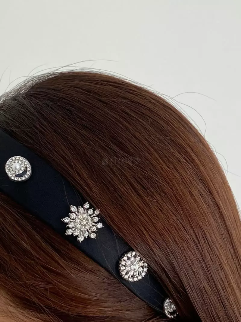 Lemei - Korean Women Fashion - #momslook - Cubic Hair Band - 2
