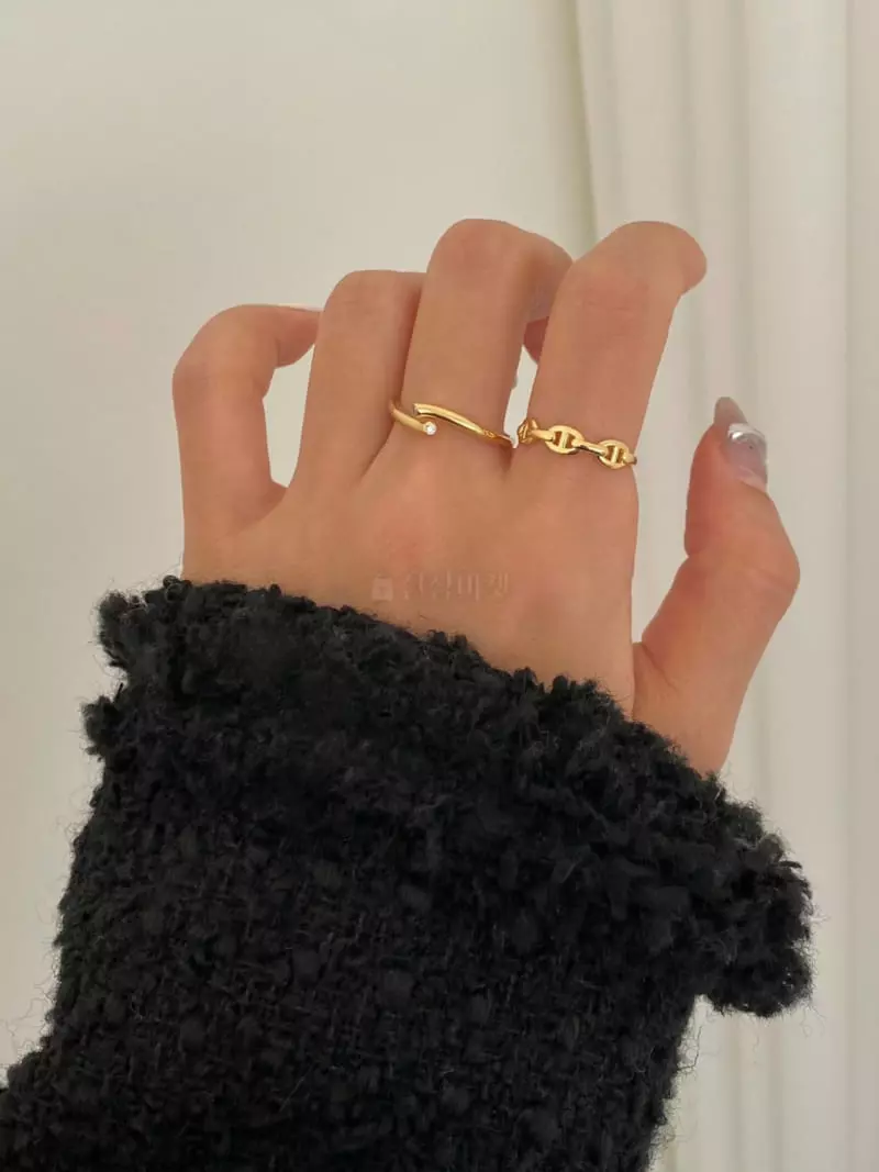 Lemei - Korean Women Fashion - #restrostyle - Silver 925 Unbalanced Open Ring