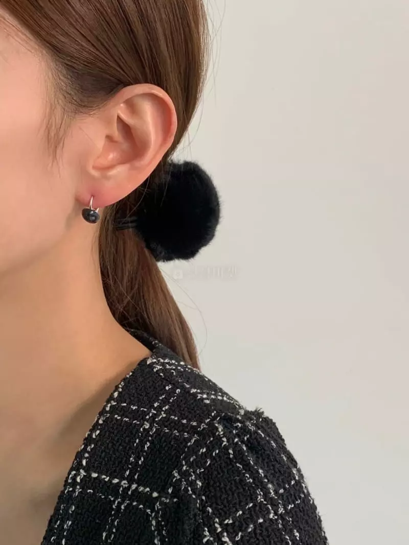 Lemei - Korean Women Fashion - #momslook - Silver 925 3 Color Marble One Touch Earrings - 4