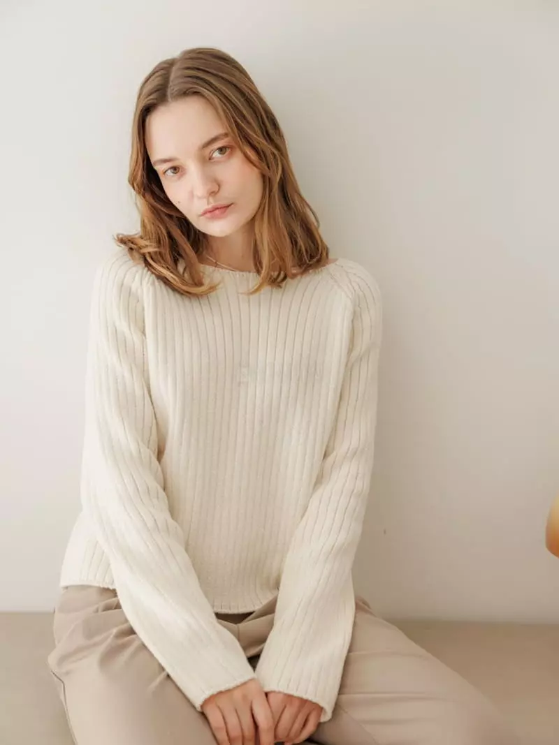 Leneuf - Korean Women Fashion - #momslook - Birdle Raglan Knit Tee - 2