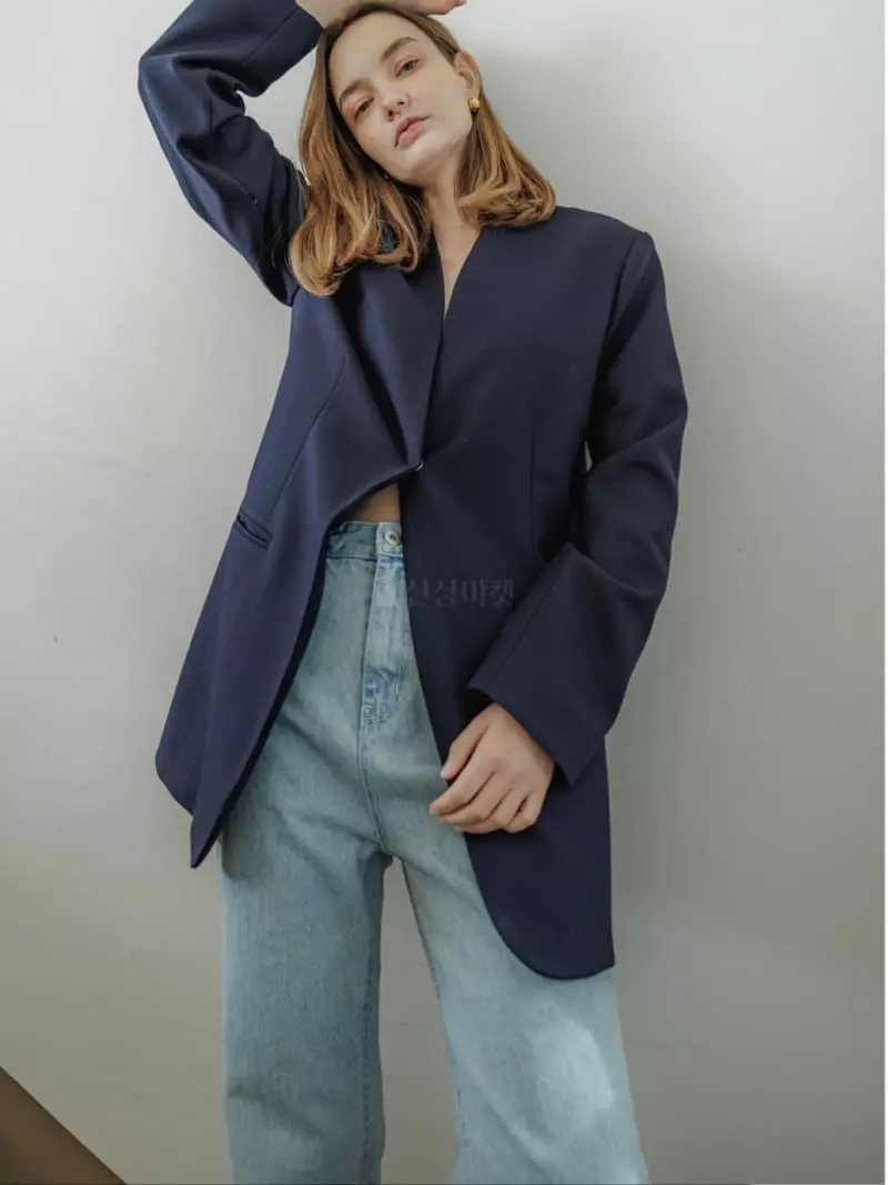 Leneuf - Korean Women Fashion - #pursuepretty - Cat Brush Jeans - 2
