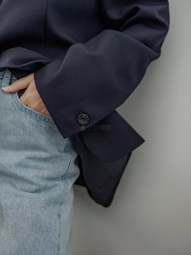 Leneuf - Korean Women Fashion - #vintagekidsstyle - Cat Brush Jeans