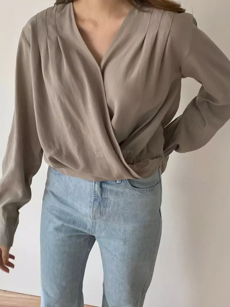 Leneuf - Korean Women Fashion - #womensfashion - Ten Blouse - 3
