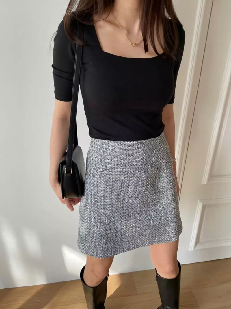 Levase - Korean Women Fashion - #momslook - Square Tee - 2