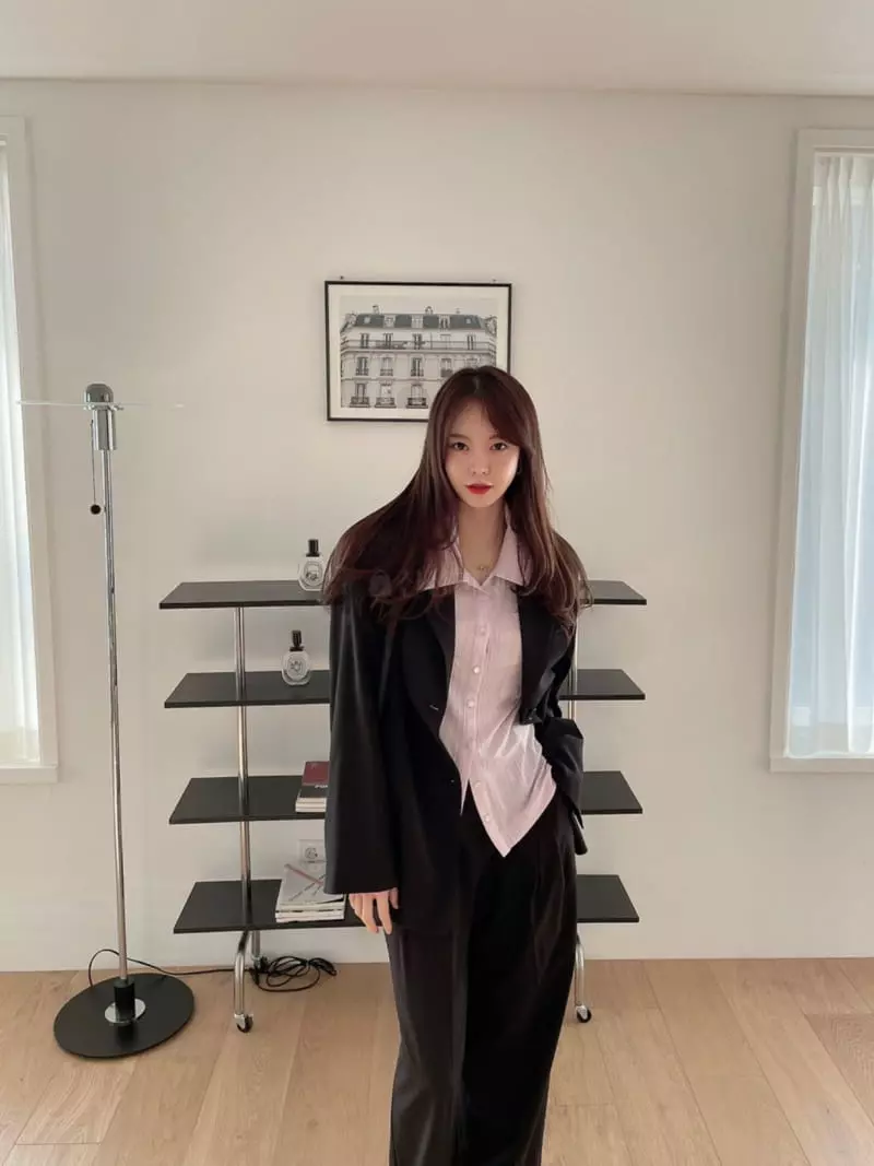 Levase - Korean Women Fashion - #restrostyle - Frame Jacket - 2