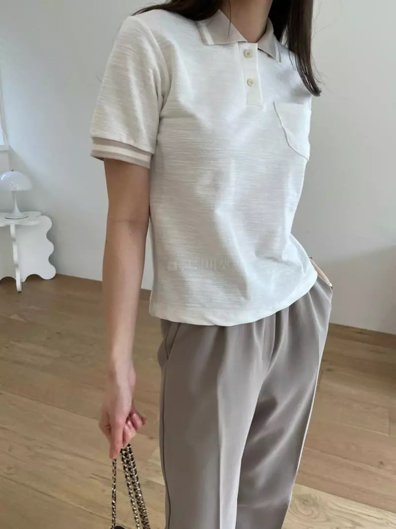 Levase - Korean Women Fashion - #vintagekidsstyle - Collar Tee