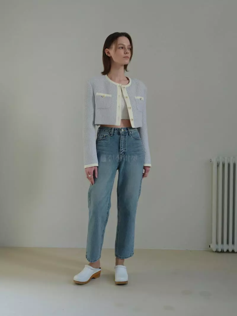 Libre-Cestlavie - Korean Women Fashion - #momslook - 708 Me Kye Crop Boy Jeans - 2