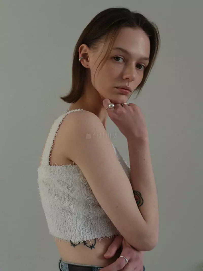 Libre-Cestlavie - Korean Women Fashion - #womensfashion - Lily Sleeveless Shirt - 2