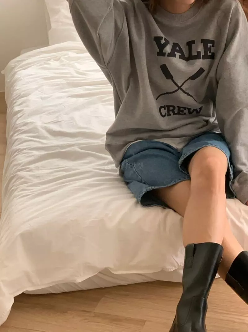 Libre - Korean Women Fashion - #romanticstyle - Crew Sweatshirt - 4
