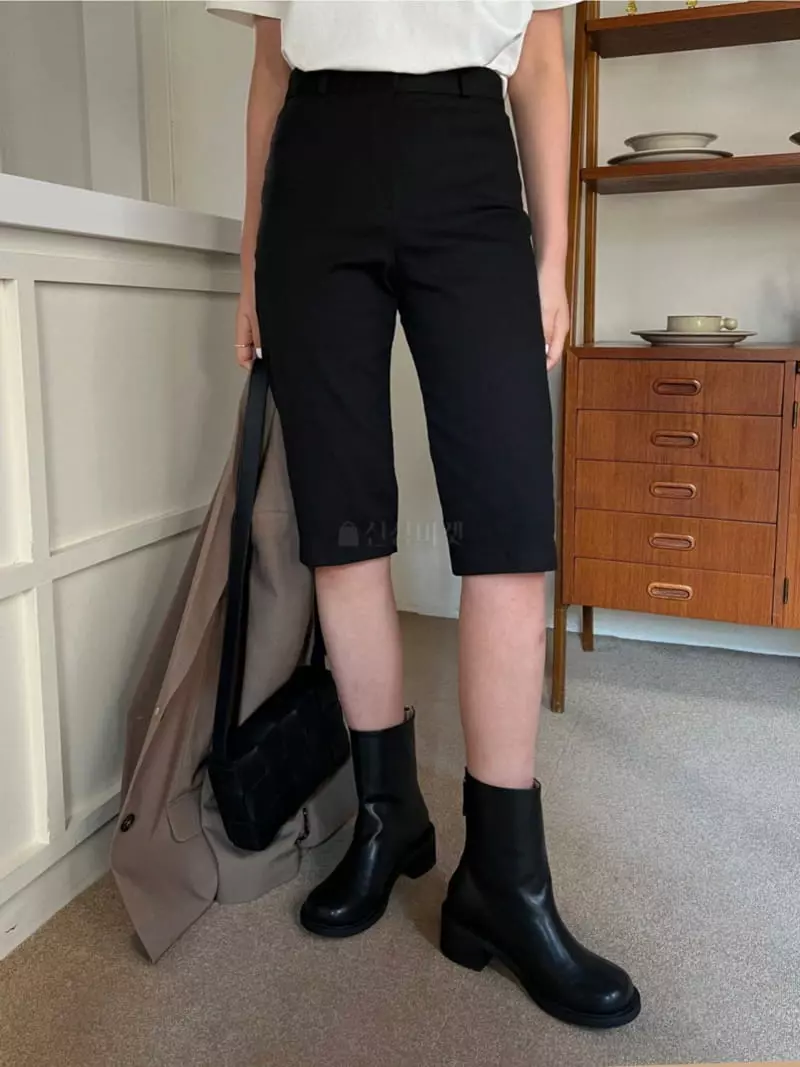 Libre - Korean Women Fashion - #vintageinspired - Biker Half Pants - 3