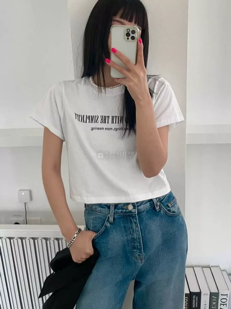 Lovemoment - Korean Women Fashion - #momslook - More Crop Tee