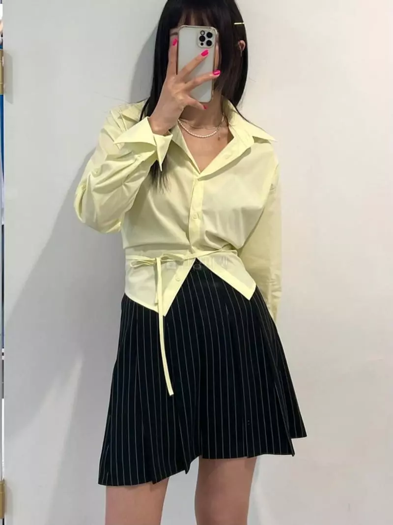 Lovemoment - Korean Women Fashion - #momslook - Stripe Pleats Skirt - 2