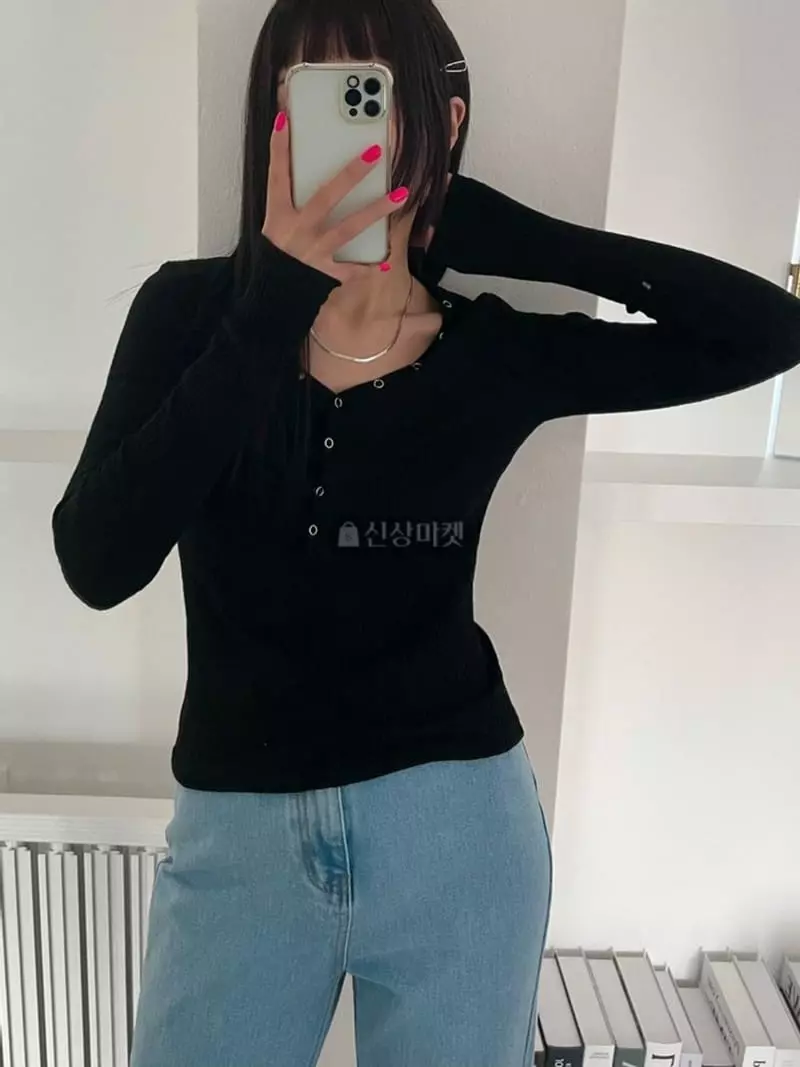 Lovemoment - Korean Women Fashion - #womensfashion - Jat Snap Tee - 4