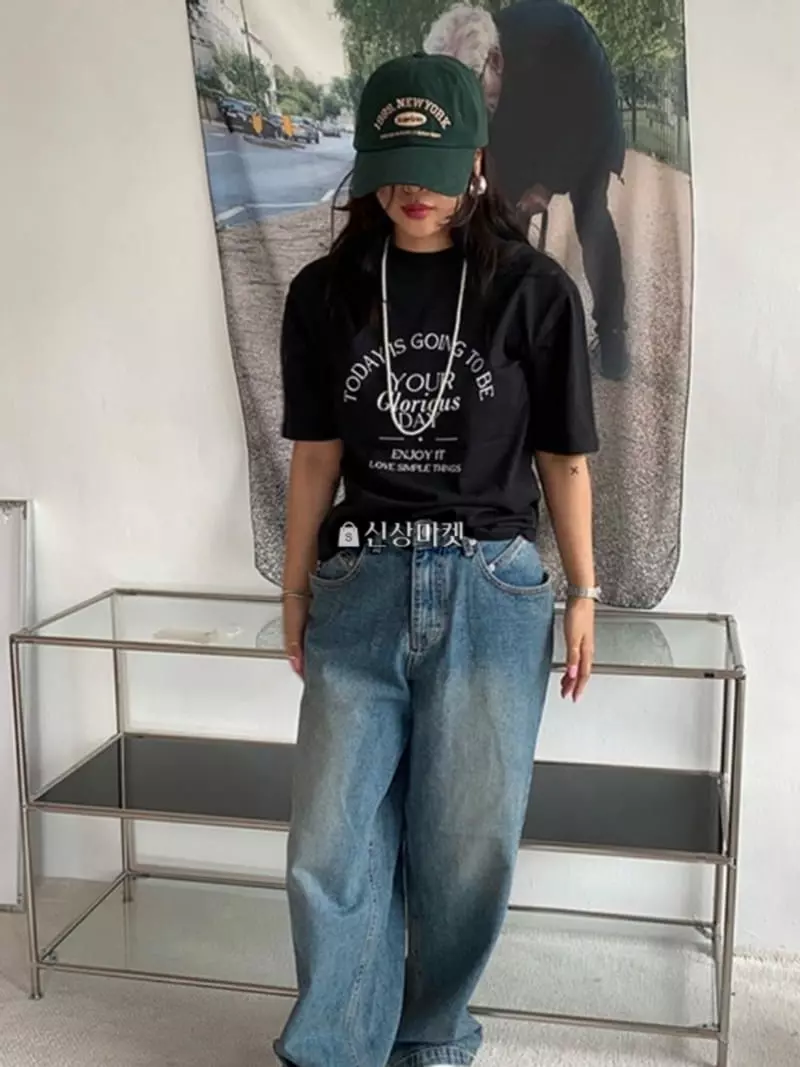 Lovemoment - Korean Women Fashion - #momslook - Enjoy Tee