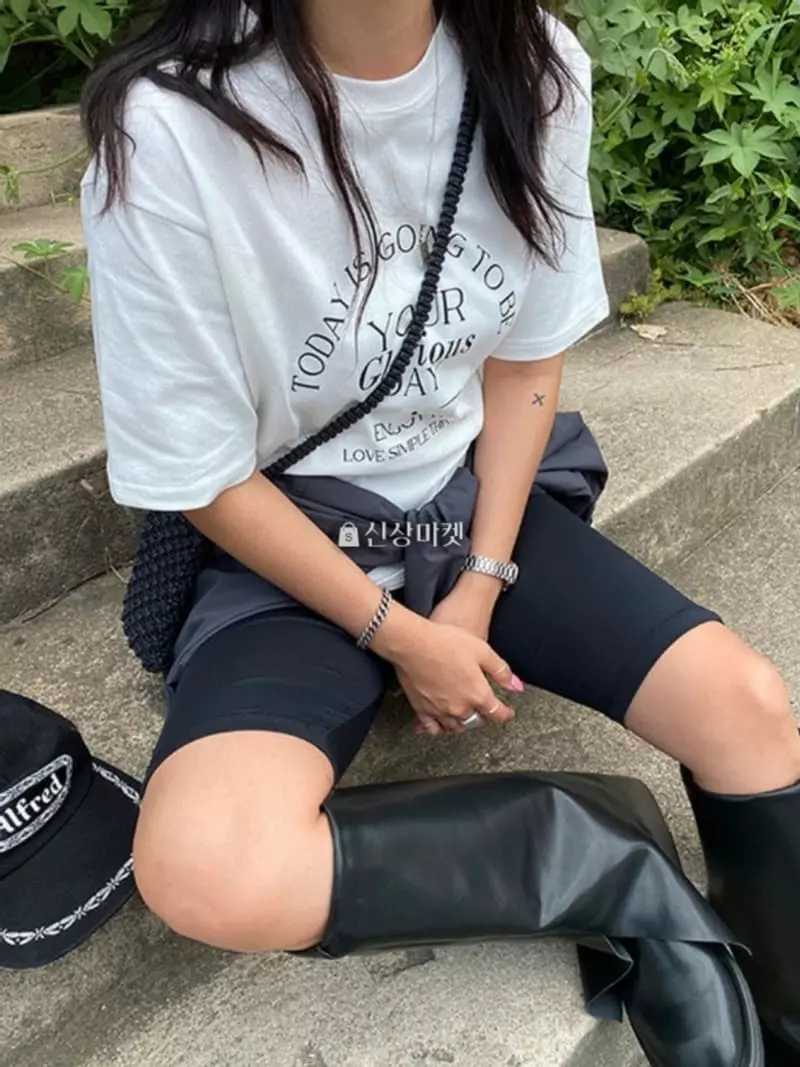 Lovemoment - Korean Women Fashion - #momslook - Enjoy Tee - 3