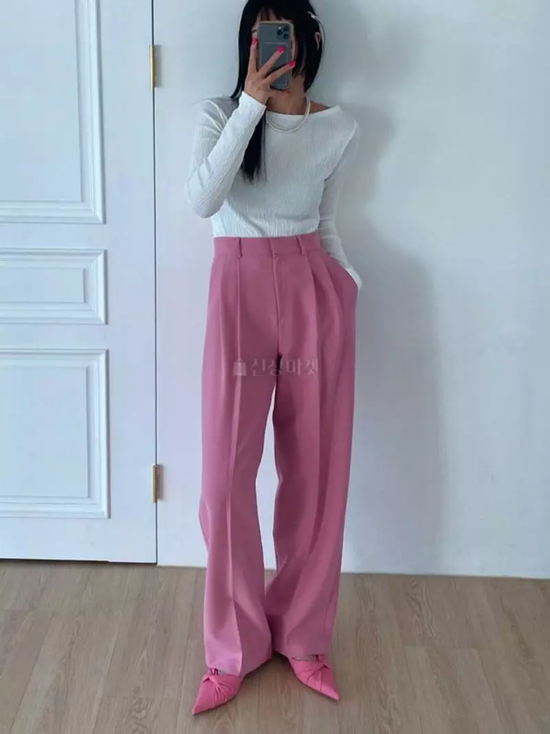 Lovemoment - Korean Women Fashion - #momslook - Joy Pintuck Pants - 3