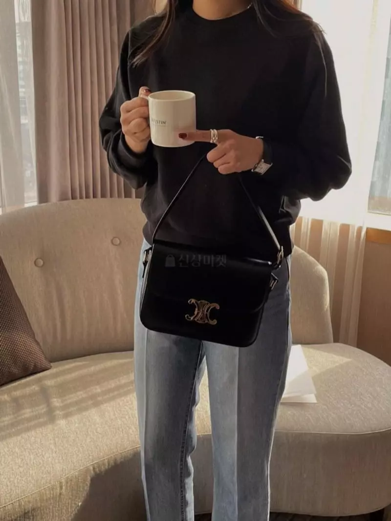 Magnet - Korean Women Fashion - #womensfashion - Boni Sweatshirt - 4