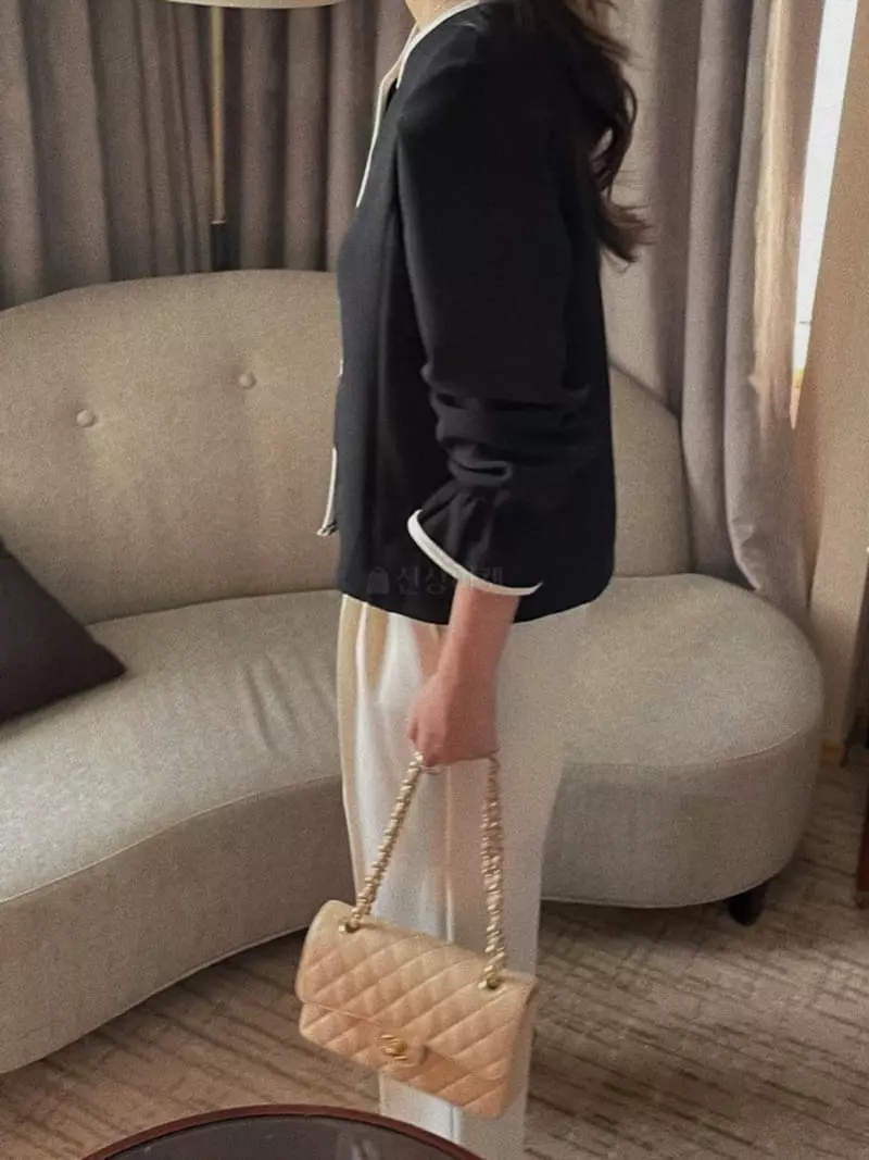 Magnet - Korean Women Fashion - #momslook - Page Blouse