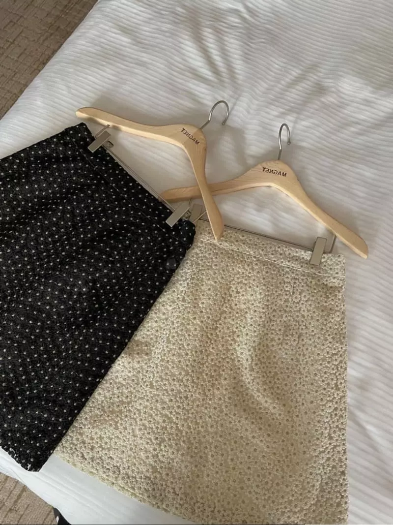 Magnet - Korean Women Fashion - #thelittlethings - Daisy Lace Skirt - 4
