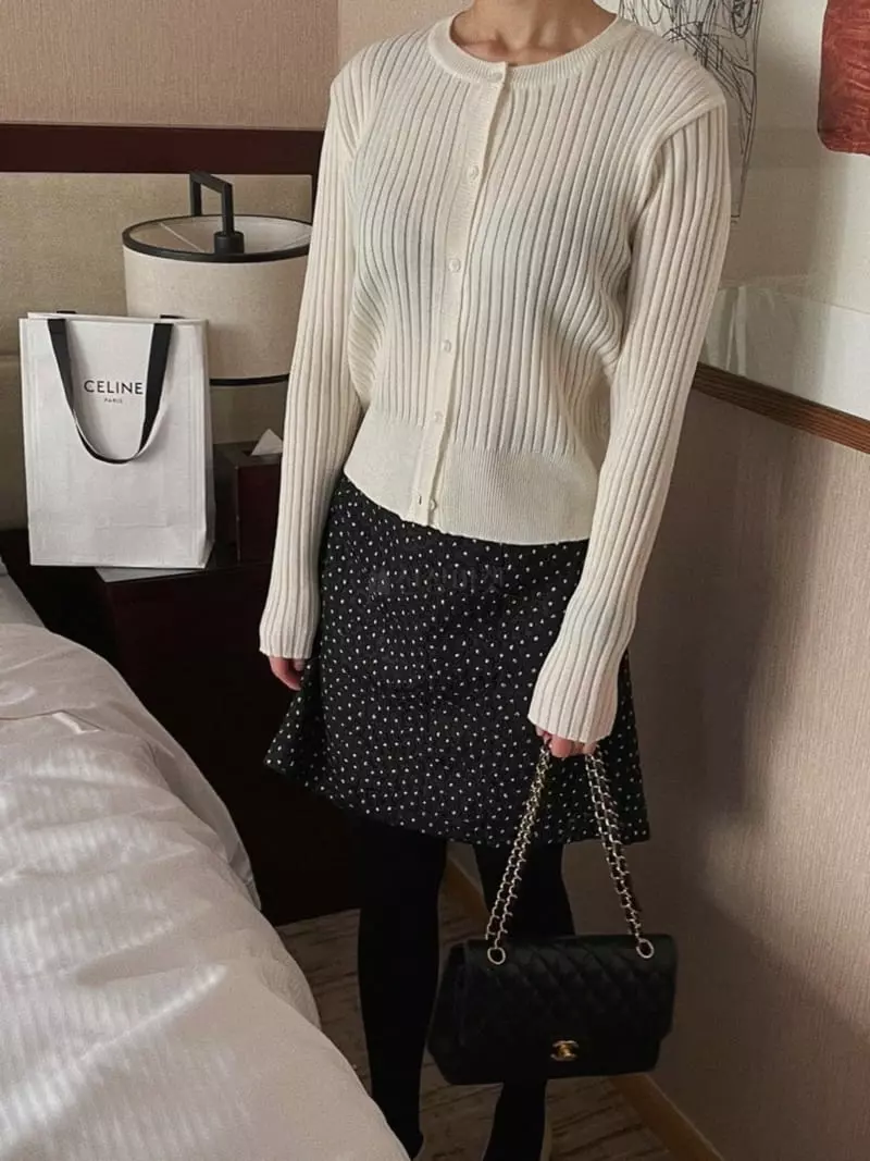 Magnet - Korean Women Fashion - #thelittlethings - Daisy Lace Skirt - 3
