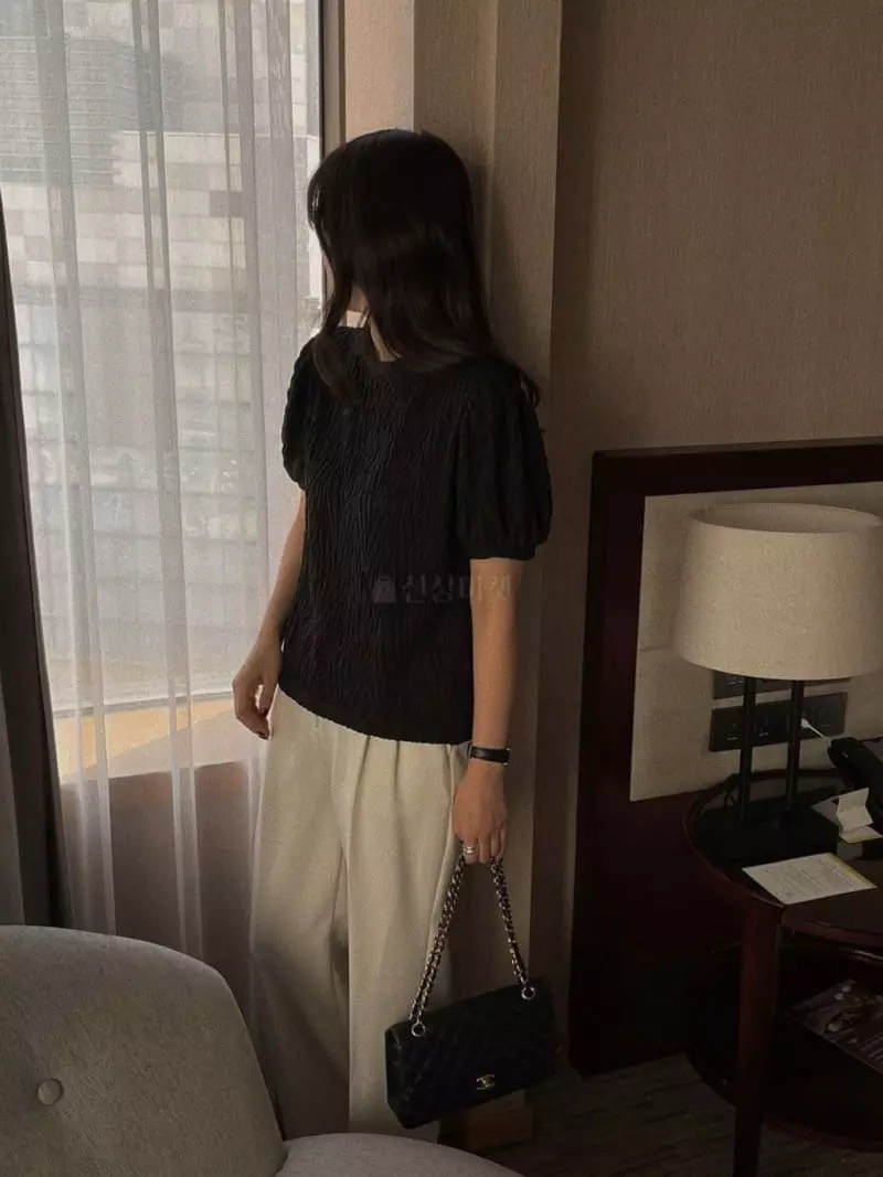 Magnet - Korean Women Fashion - #momslook - Mercury Blouse - 4