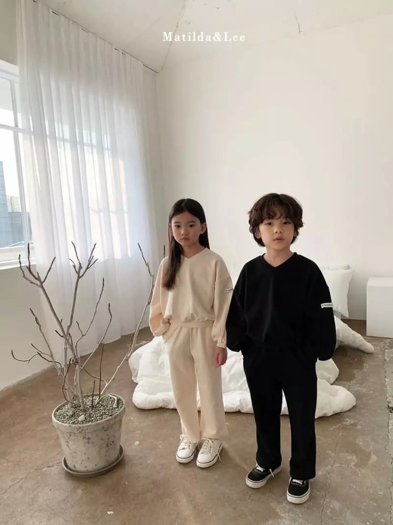 Matilda & Lee - Korean Children Fashion - #childofig - V Label Top Bottom Set