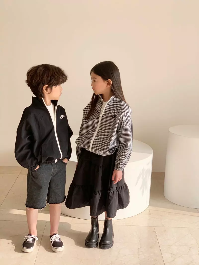 Matilda & Lee - Korean Children Fashion - #littlefashionista - Patch Midi Denim Pants - 4