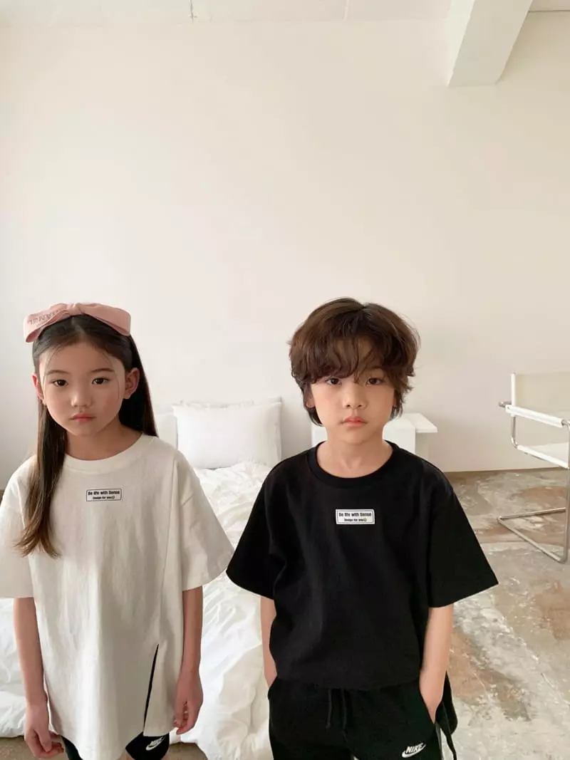 Matilda & Lee - Korean Children Fashion - #magicofchildhood - BE Slit Long Tee - 6