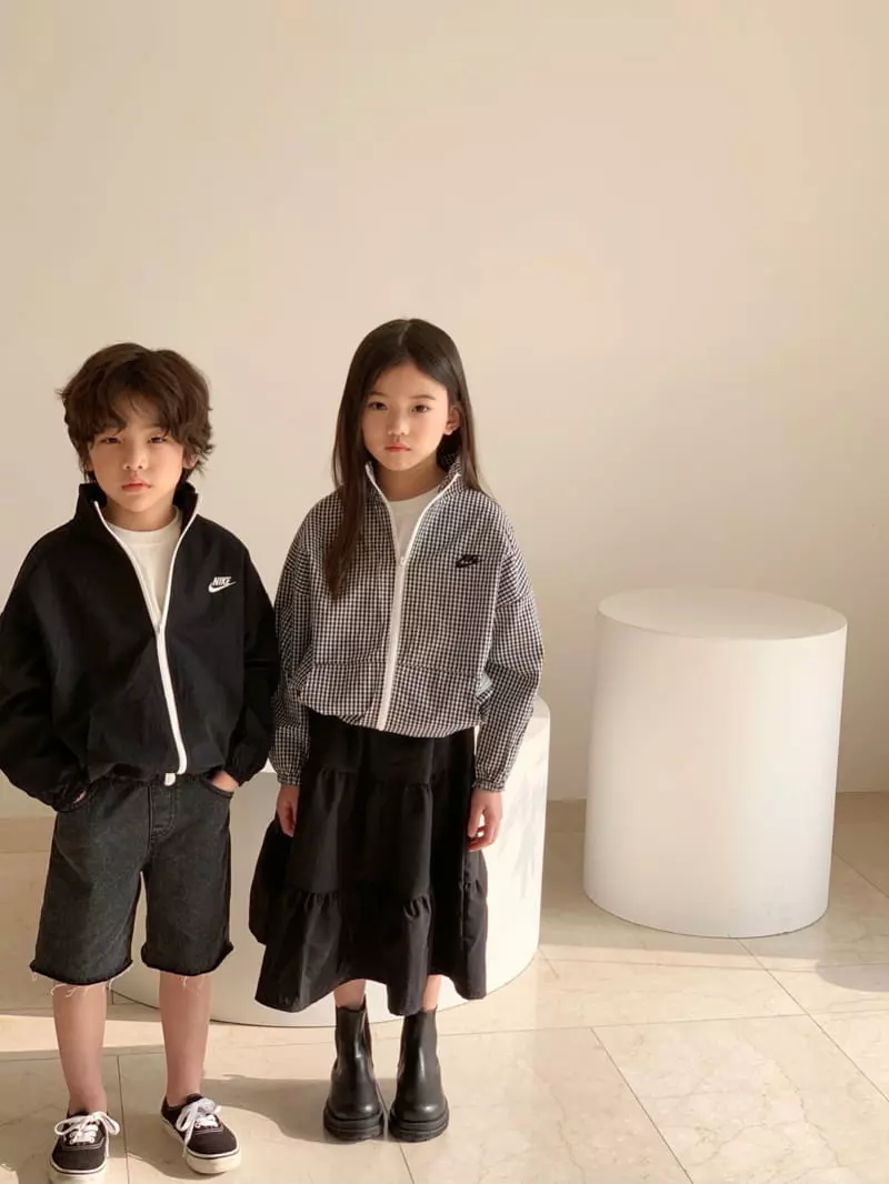 Matilda & Lee - Korean Children Fashion - #minifashionista - Patch Midi Denim Pants - 5