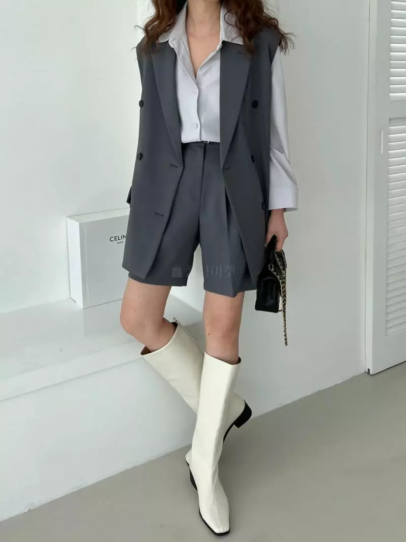 Mellor - Korean Women Fashion - #momslook - Over Shorts Jacket - 2