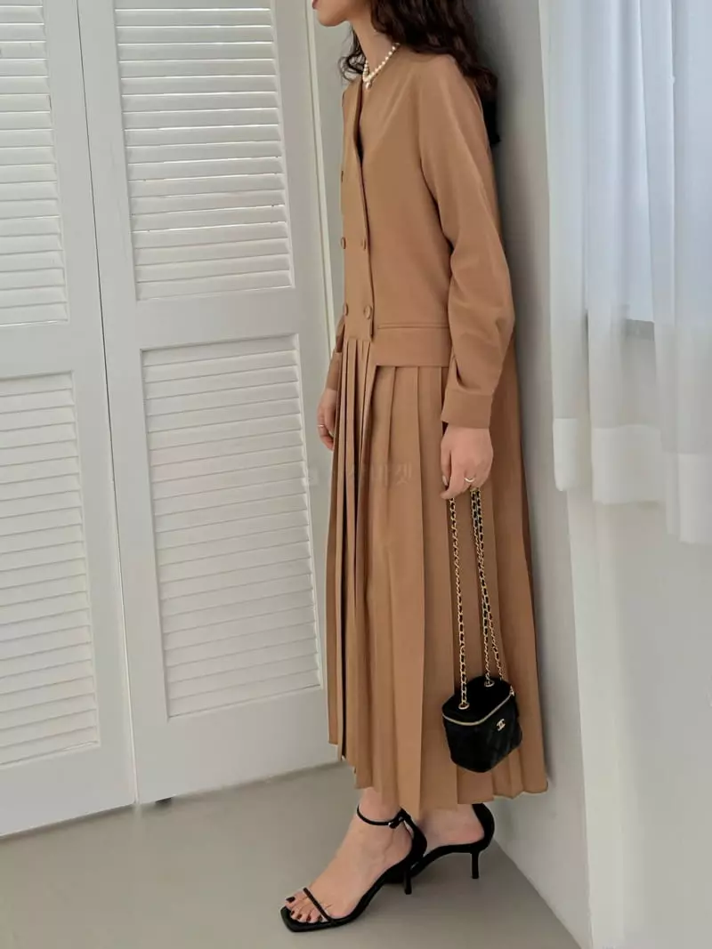 Mellor - Korean Women Fashion - #momslook - Milk One-piece - 2