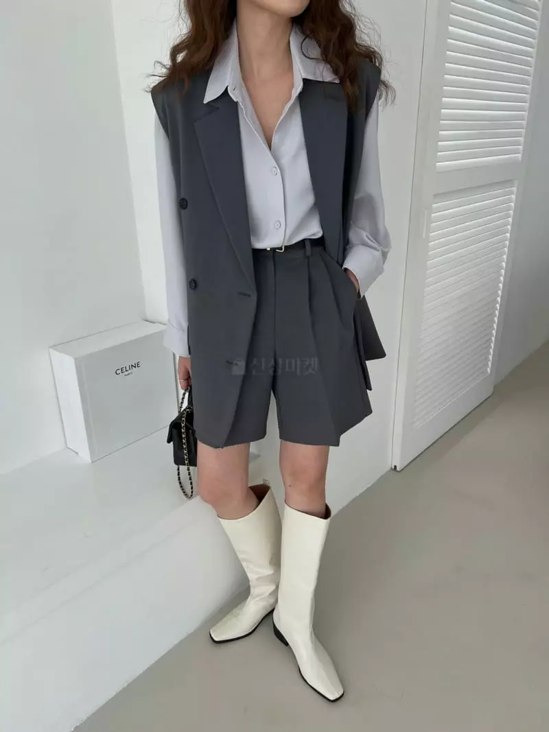 Mellor - Korean Women Fashion - #womensfashion - Over Shorts Jacket