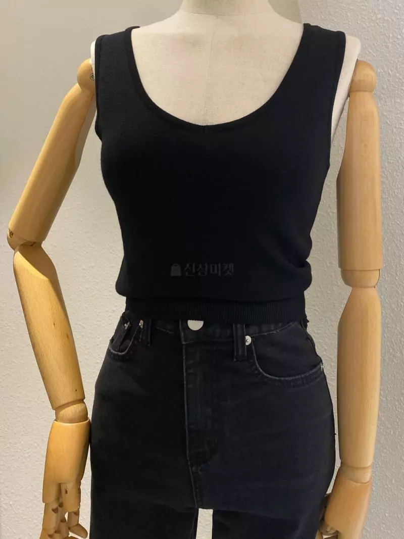 Mer - Korean Women Fashion - #momslook - Sleeveless Tee - 3