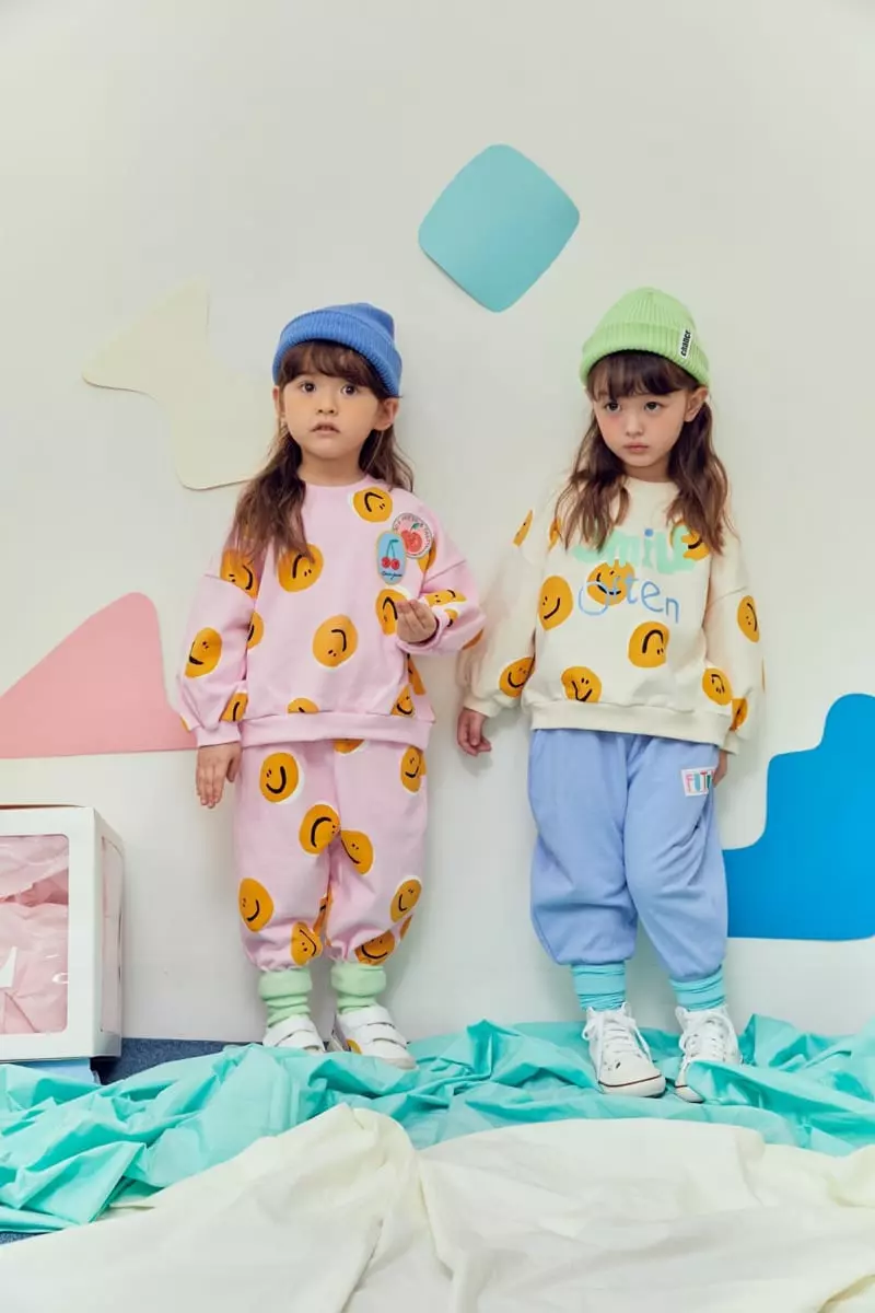 Miniature - Korean Children Fashion - #prettylittlegirls - Hani Smile Sweatshirt - 4