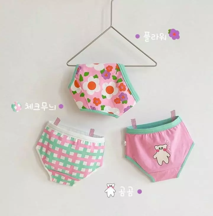 Miso - Korean Children Fashion - #prettylittlegirls - Flower Bear Under Pants Set